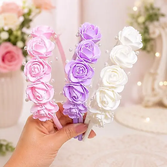 Arco Tiara Infantil Flores e Pérolas, Coroa Floral para Batizado, Aniversário, florista e Ensaios