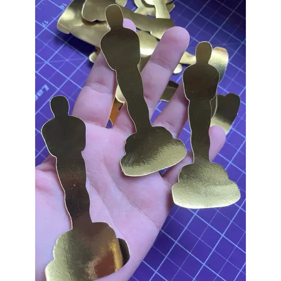 10 unidades oscar - Dourado 10cm cada