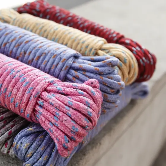 Corda Multiuso Varal Reforçada Trançada Resistente de Nylon para Roupas e Lavanderia Cor Sortida