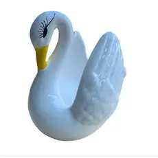 Cisne Decorativo em Cerâmica – Elegância e Delicadeza para sua Decoração