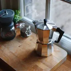 Cafeteira italiana 6 xícaras Sortida