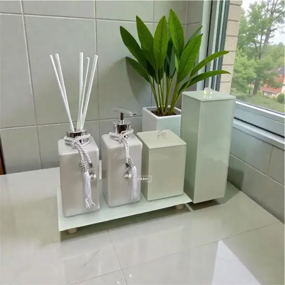 Kit Lavabo Banheiro Branco Bandeja Porta Escova Vidro Com Tampa Porta Cotonete Aromatizador De Varetas e Saboneteira