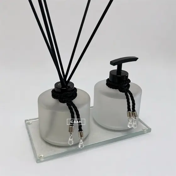 Kit Lavabo Banheiro Picolo Fosco Bandeja Vidro Transparente Aromatizador Saboneteira Luxo