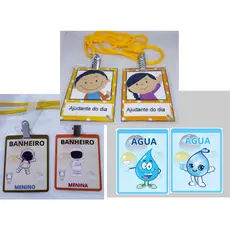 ENVIO RÁPIDO - 6 crachás infantil: ajudante do dia, banheiro e água, para escola, igreja, eventos,etc