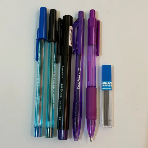Kit colorido com 6 itens