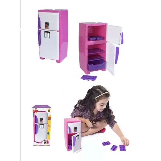 Geladeira de Brinquedo Com Freezer e Forminhas de Agua