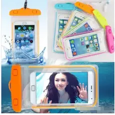 Capa/Bolsa a Prova D'água P/ Celular -  Universal (Rosa)