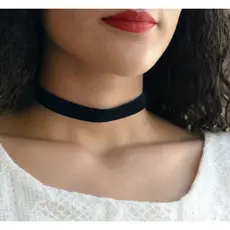 Gargantilha de Veludo Alta Qualidade Choker Elegante