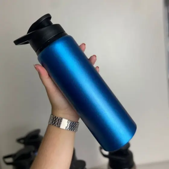 Garrafa Squeeze De Aluminio Agua Fitness Academia C/Alca 750mL