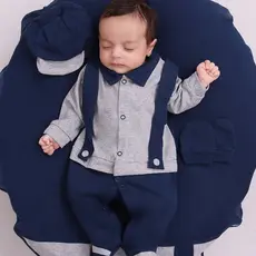 Saída de Maternidade Bebe Menino com Suspensório Noah 4 Peças com Boné e Luva Roupa de Bebe