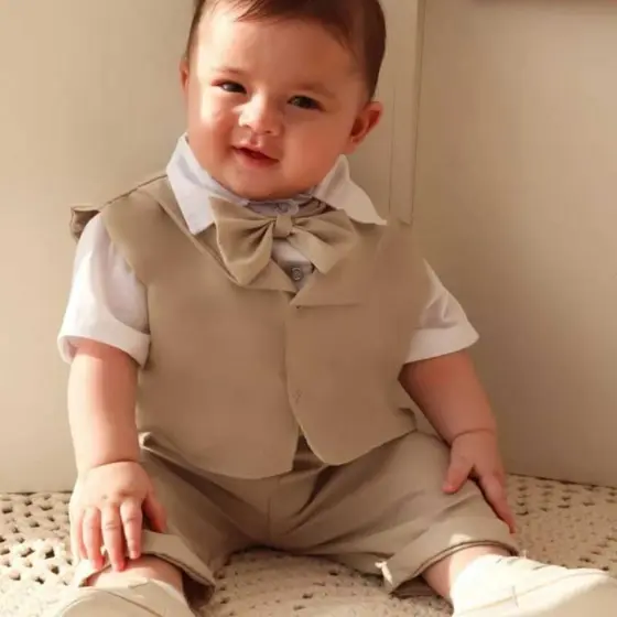 Roupa Bege e Branca Social Pajem Menino Bebê Samuel Batizado Casamento Festa Roupa de Bebe