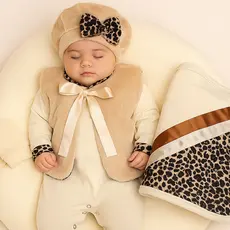 Saída Maternidade Oncinha 5 Peças Luxo  Conforto para o Primeiro Look da Sua Princesa Roupa de Bebe