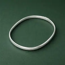Bracelete Fio Largo Liso em Prata 925