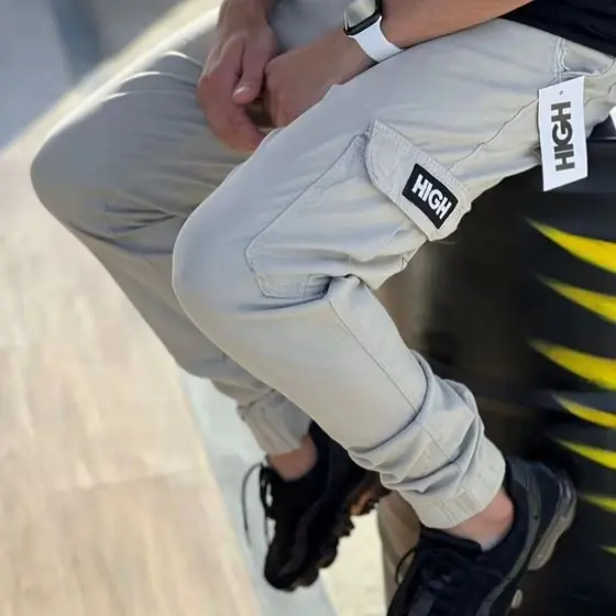 Calça Cargo Jogger Sarja Masculina Com Punho Esportivo Confortavel Unissex Cintura Com Elastico Moda Casual Moda Unisex