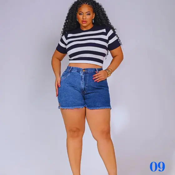 Short Jeans Feminino 100% Plus Size Cintura Alta Com Fenda Premium Curve