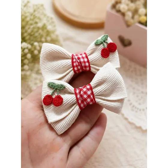 Laço Cereja Infantil Bebê Menina Arco Faixinha Presilha Parzinho Delicado Luxo de cereja laço de cereja de menina tiara
