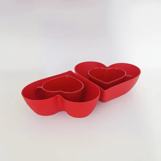Conjunto Com 6 Xícara de Coração 6 Cumbuca Coração Vermelho Plástico