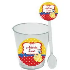 Copinho de Brigadeiro com colher personalizado c/ 60 unidadess(30 copos + 30 Colheres)
