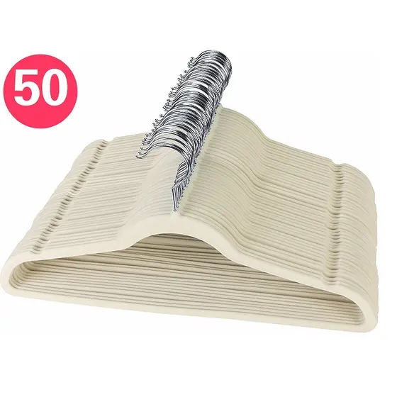50 Cabides De Veludo Slim Ultra Finos Antideslizante Bege