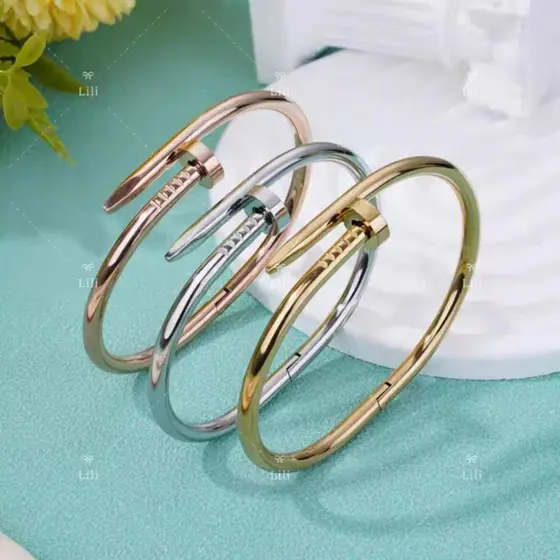 Kit Pulseira Bracelete Prego Prata/Dourado Lindos Acessorios Regulável Moda Feminino
