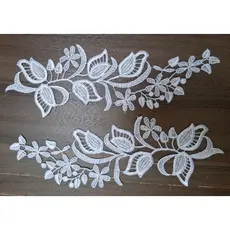 Aplicação de Guipir Branca 9,5 cm- 29 cm