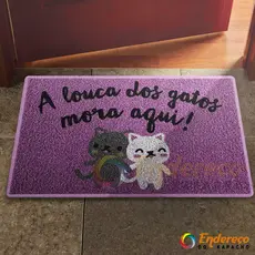 Tapete / Capacho A Louca dos Gatos Mora Aqui! Decoração Porta Quarto