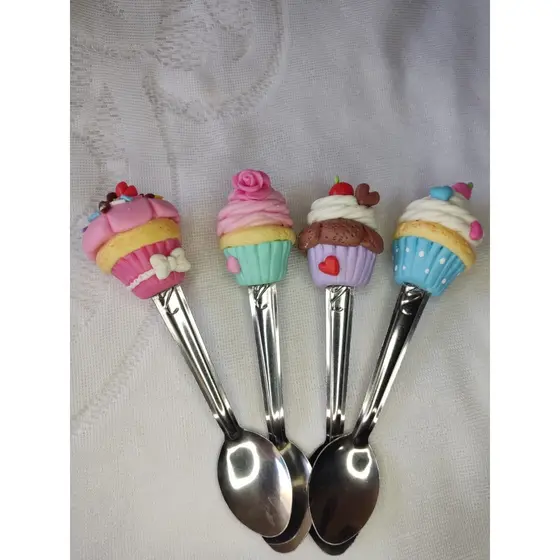 Kit 4 Colheres de inox decoradas em Biscuit - Tema Docinhos Cantinho do Café