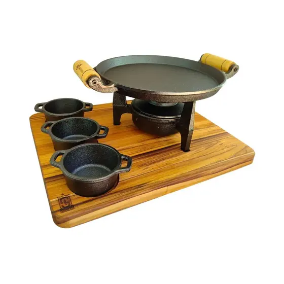 Kit Chapa e Fogareiro Ferro Fundido Suporte Madeira Tábua Churrasco Cumbuca Molheira Petisco Porção