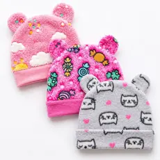 Kit 3 Toucas Soft Estampadas Inverno Gorro Com Orelhinhas