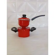 CUSCUZEIRA PAULISTINHA NA COR VERMELHA