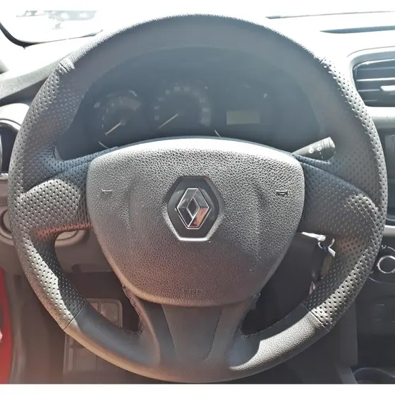 capa de volante costurada logan/sandero/ 15+