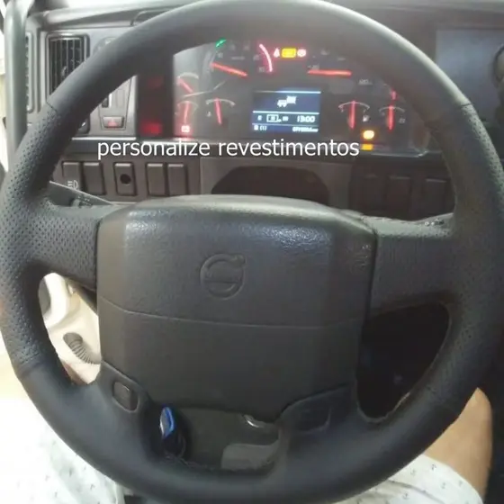 Capa De Volante Costurada Volvo