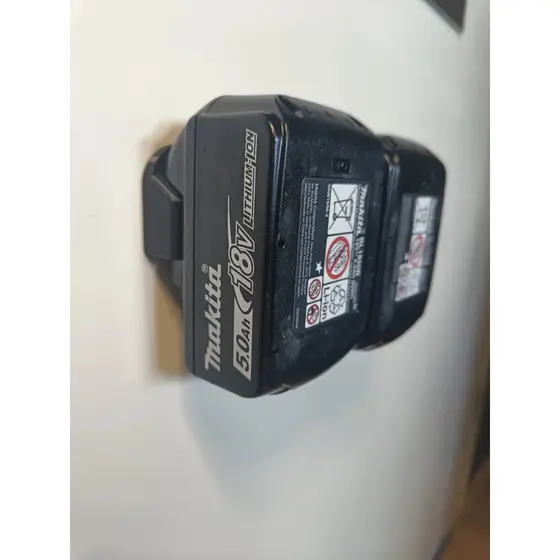 Suporte para Bateria de Furadeira Parafusadeira Elétrica 18V Parede Makita (2 und)