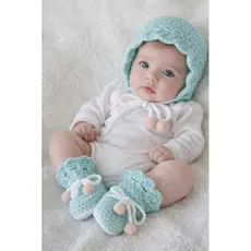 Sapatinhos para bebê em crochê, touca estilo capuz , peças em crochê,kit com sapatinhos, menina e menino Recém nascido.