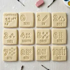 Números 0 a 10 Kit 12 Cortadores Carimbo Biscoito para Pasta Americana Confeitaria Escolar Massinha Cookies Professor