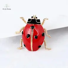 EA & Moda Esmalte Vermelho Joaninha Inseto Broches Beetle Pin Cachecol Corsage Joias Presente .