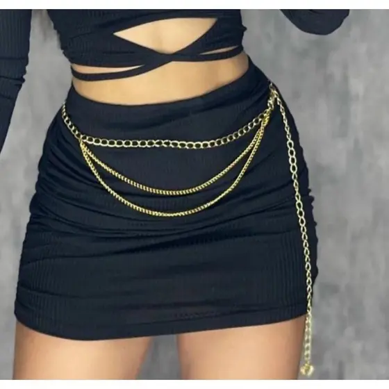 Cinto Feminino Corrente com 3 Camadas Adulto Moda Gringa Tendencia Prata ou Dourado Promo