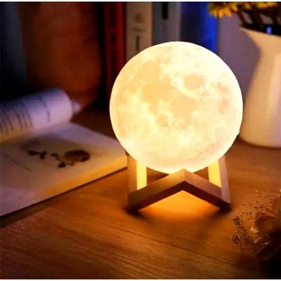 Mini Luminária Lua 3D Decoração de Escritório Estudo Iluminação Enfeite de Ambiente - XT0001