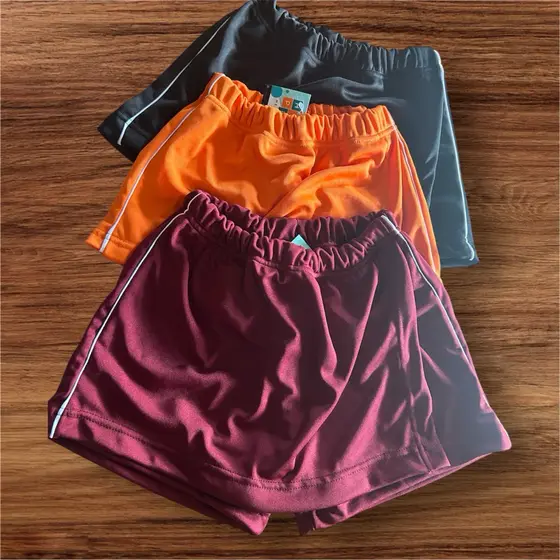 Short Saia colegial infantil com Friso lateral
