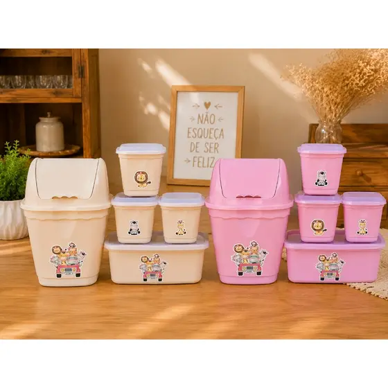 Kit Higiene Bebê Safari 5 Peças Organizador Quarto Infantil Menina Kit Plástico Lixeira Porta Algodão Cotonetes Fraldas
