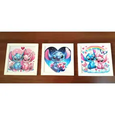 Trio de Quadros 23x23 Stitch E Angel/Com moldura e vidro/Personagens Infantil