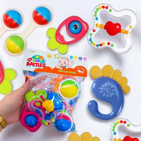 Brinquedos Para Bebê Kit com 4 pçs Chocalho e Mordedor Macio Colorido
