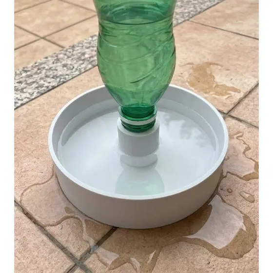 Bebedouro Automático para Cães e Gatos com Encaixe para Garrafa Pet pratinho para gato pratinho para cachorro