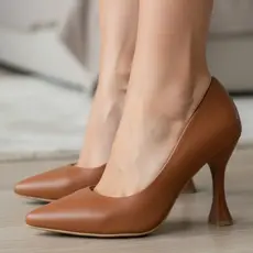 Scarpin Feminino Casual Bico Fino Confortável Elegante Salto Alto Taça 9,5cm Moda Social Evangélica