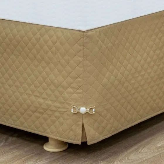 Saia Protetora para cama Box Casal Padrão Matelada Ultrassônico c/ Pingente e Pedra
