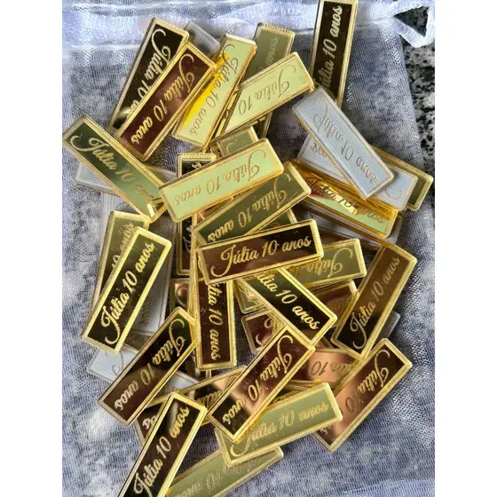 Tag retangular acrilico dourado 3x1cm 50 peças