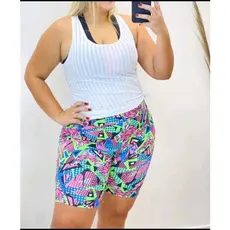 kit Bermudas Feminina com 2 unidades.