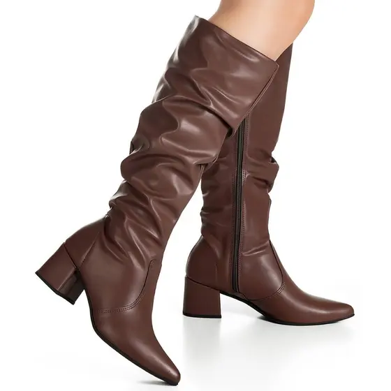 Bota Feminina GiGiL Cano Longo Enrugado Slouch Bico Fino Salto Bloco Médio Elegante Clássica Casual