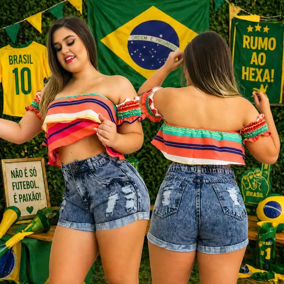 Bermuda Short Jeans Mom Feminino Cintura Alta Destroyed
