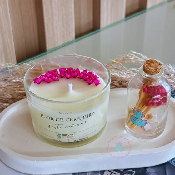 Vela Aromática Flor de Cerejeira 100g – Cera Vegetal, Artesanal, Queima Limpa